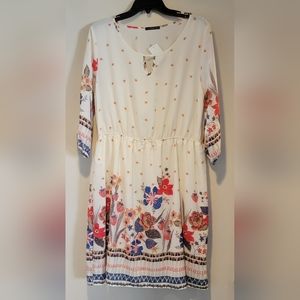 West Kei Brand New Dress. Ivory, Floral XL. NWT.